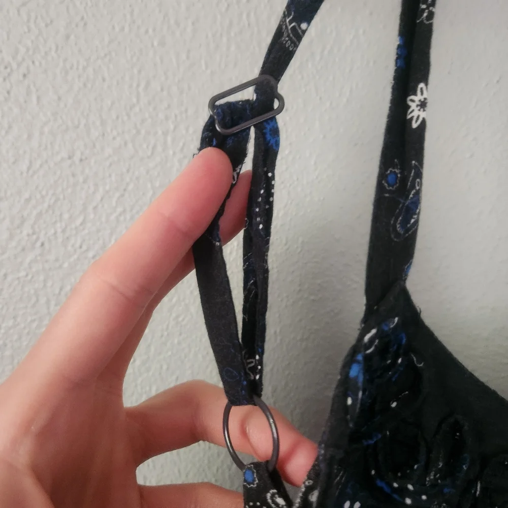 Maurices Black and Blue Patterned Camisole - Picture 4 of 9